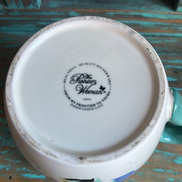 The Pioneer Woman Flea Market Floral Ceramic Measuring Cup 32 Oz/4 Cups - Picture 6 of 9